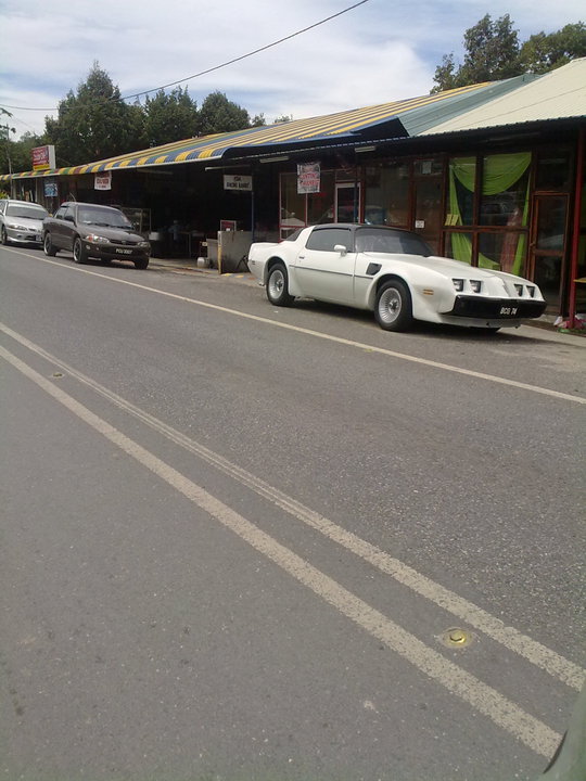 Pontiac Trans Am Turbo di Mata Ayer