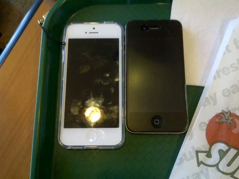 Miliki iPhone 5 pada RM999 sebelum 31 Disember